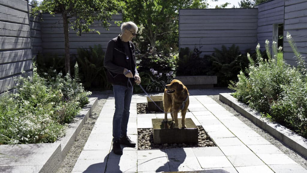 Husse och Aksel Wij trädgårdar