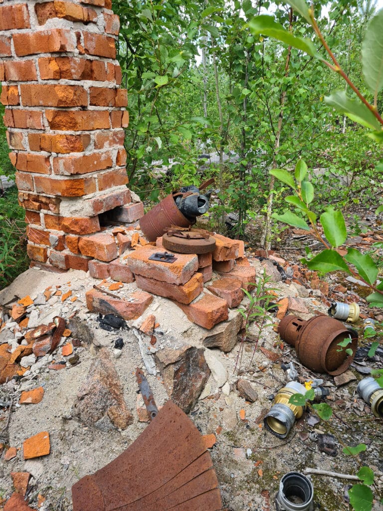 Nedbrunnet hus vid Hälleskogsbrännan