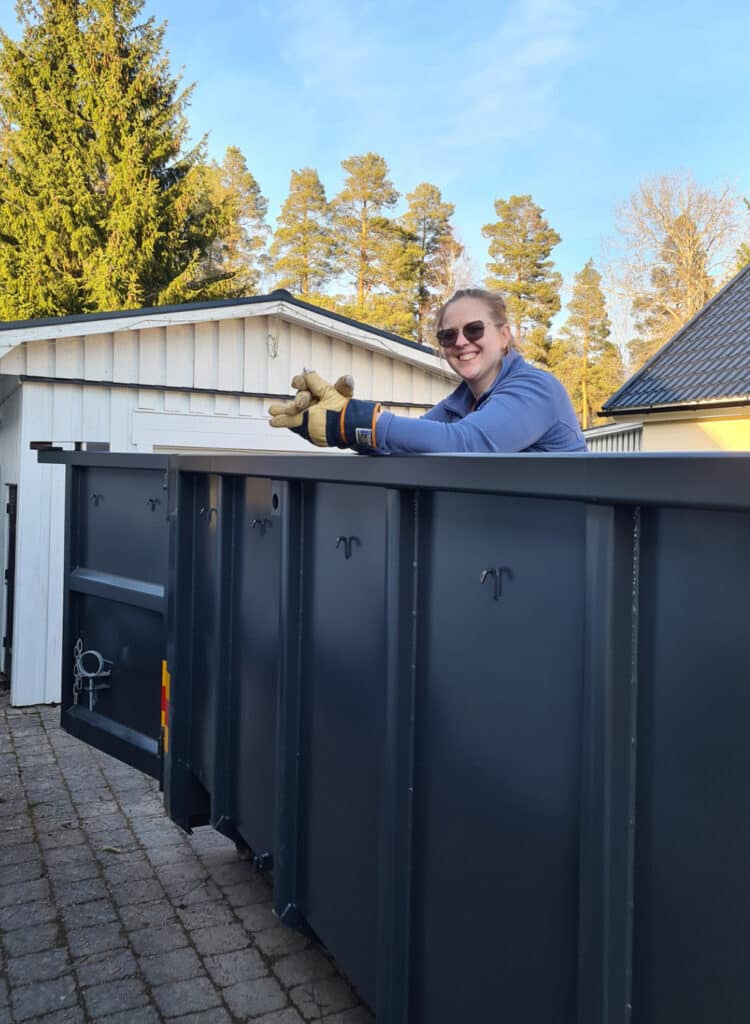 therese-container-tradgard Therese i containern